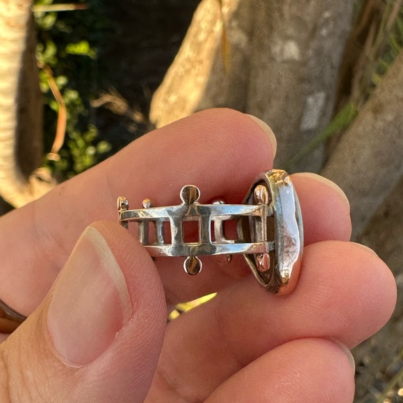 Stunning Opal Ring - Picture 6 of 8